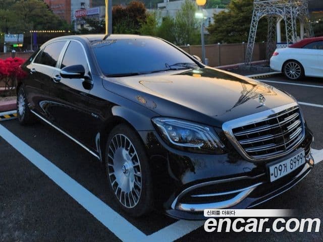 Mercedes-Benz S-Class W222