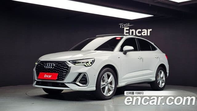 Audi Q3 (F3)