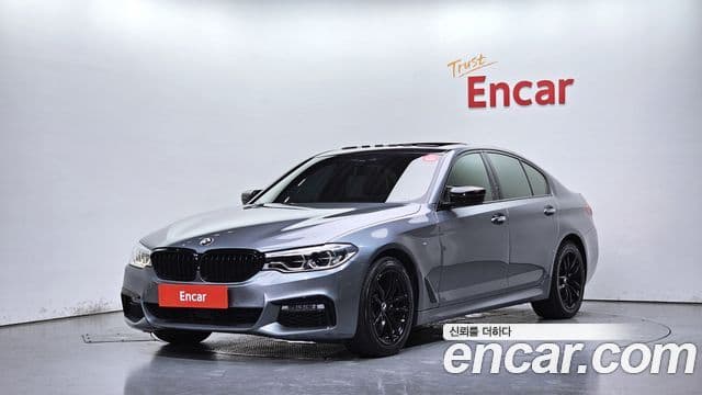 BMW 5 Series (G30)