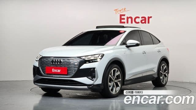 Audi Q4 e-tron (F4)