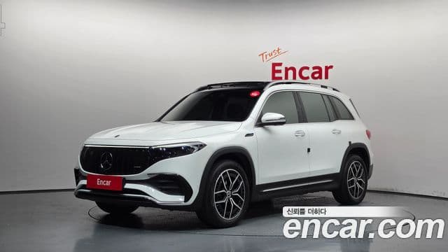 Mercedes-Benz EQB X243