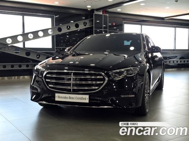 Mercedes-Benz E-Class W214