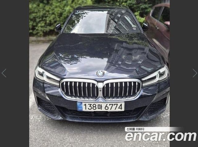 BMW 5 Series (G30)