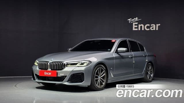BMW 5 Series (G30)