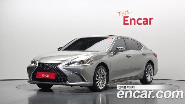 Lexus ES300h 7th Gen