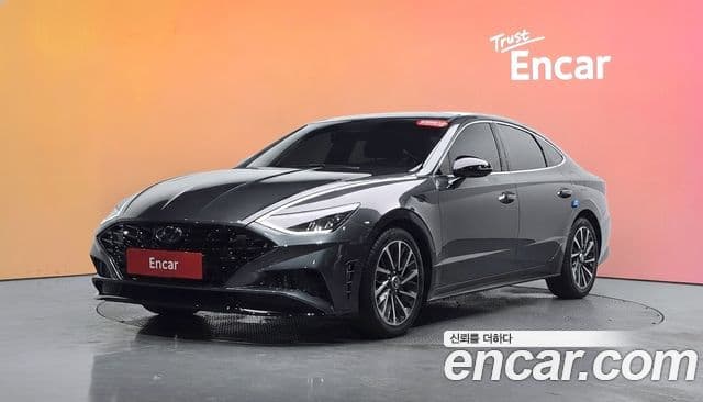 Hyundai Sonata (DN8)