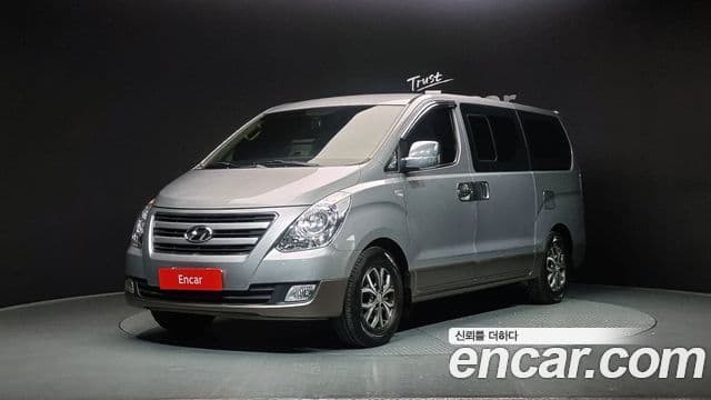 Hyundai Grand Starex