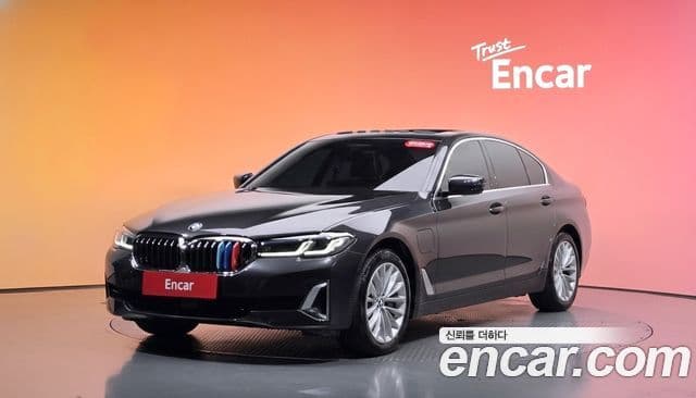 BMW 5 Series (G30)