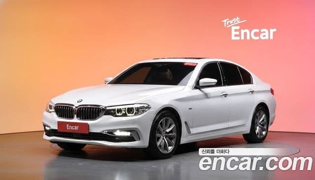 BMW 5 Series (G30)