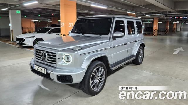 Mercedes-Benz G-Class W465