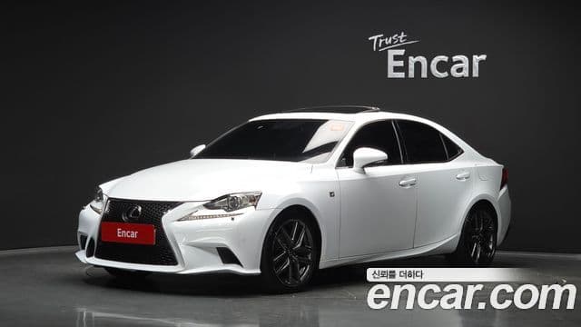 Lexus New IS250