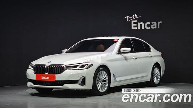 BMW 5 Series (G30)