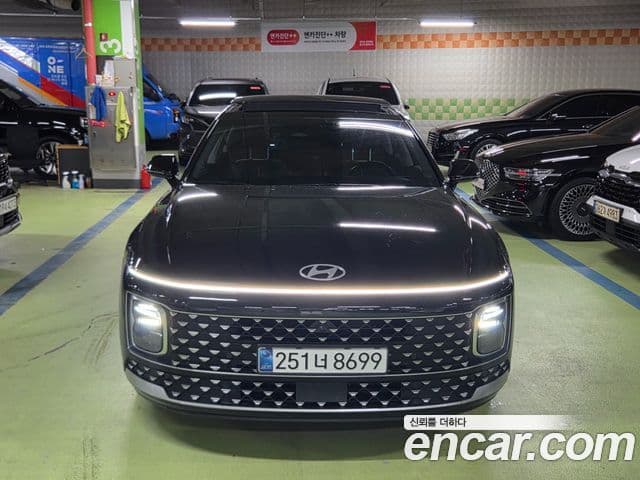 Hyundai Grandeur Hybrid (GN7)