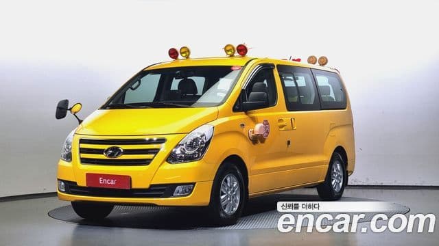 Hyundai Grand Starex