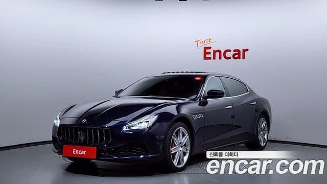 Maserati Quattroporte