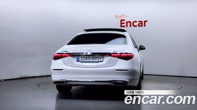 Mercedes-Benz S-Class W223 4