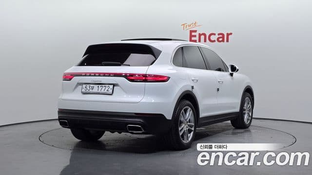 Porsche Cayenne (PO536) 2