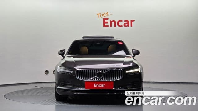 Volvo S90 3