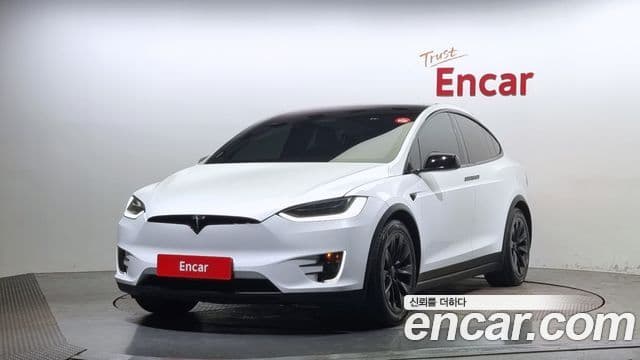 Tesla Model X 1