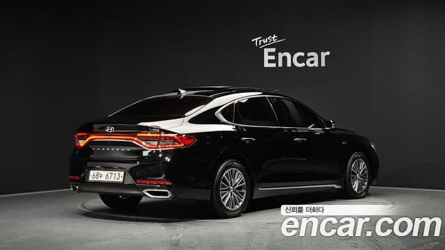 Hyundai Grandeur IG Hybrid 2