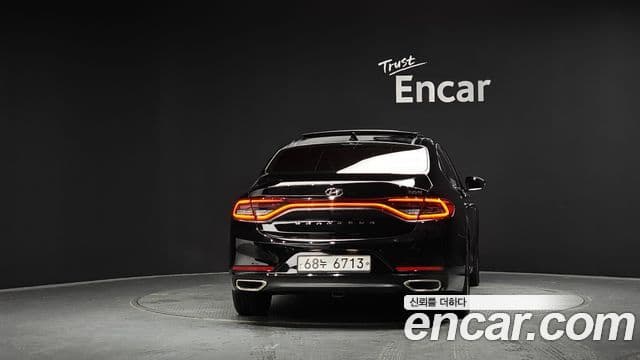 Hyundai Grandeur IG Hybrid 4