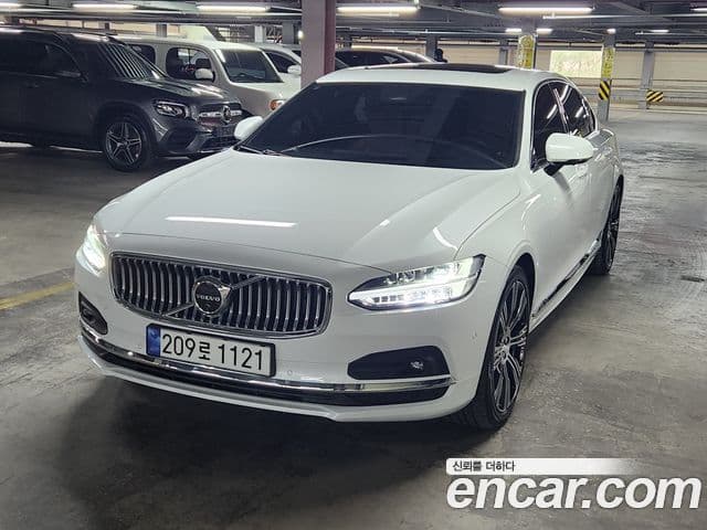 Volvo S90 1