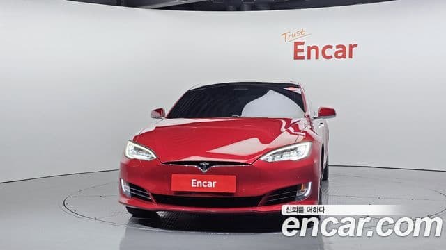 Tesla Model S 3