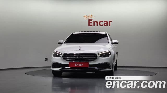 Mercedes-Benz E-Class W213 3