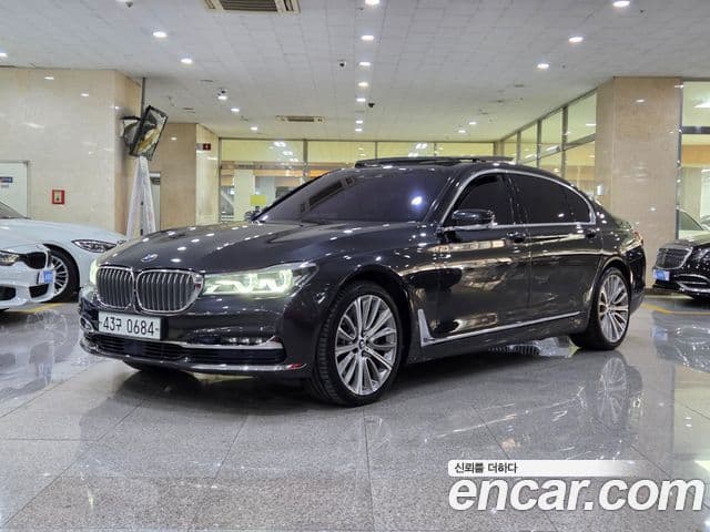 BMW 7 Series (G11)