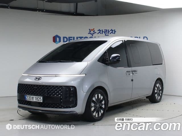 Hyundai Staria