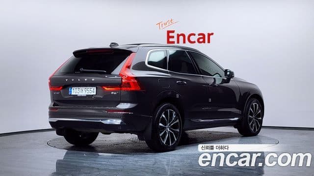 Volvo XC60 2nd Gen 2