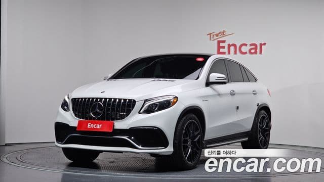 Mercedes-Benz GLE-Class W166 1