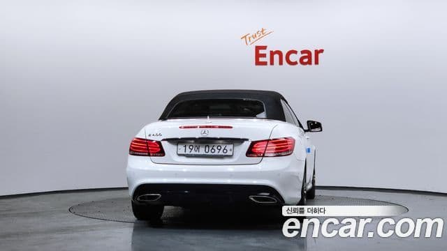 Mercedes-Benz E-Class W212 4