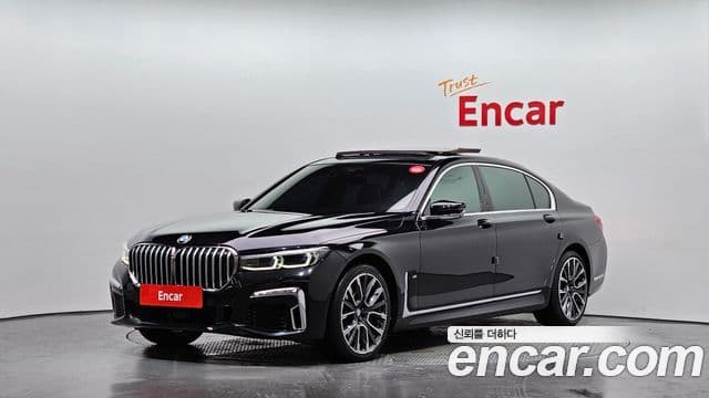 BMW 7 Series (G11)