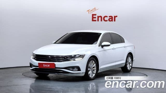 Volkswagen Passat GT (B8) 1