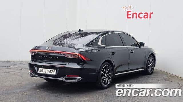 Hyundai The New Grandeur IG 2