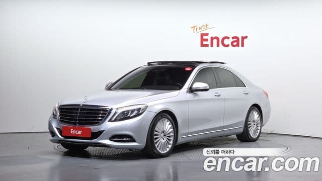 Mercedes-Benz S-Class W222