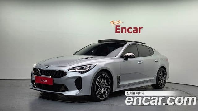 Kia Stinger 1