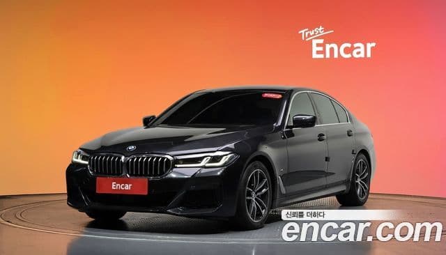 BMW 5 Series (G30)