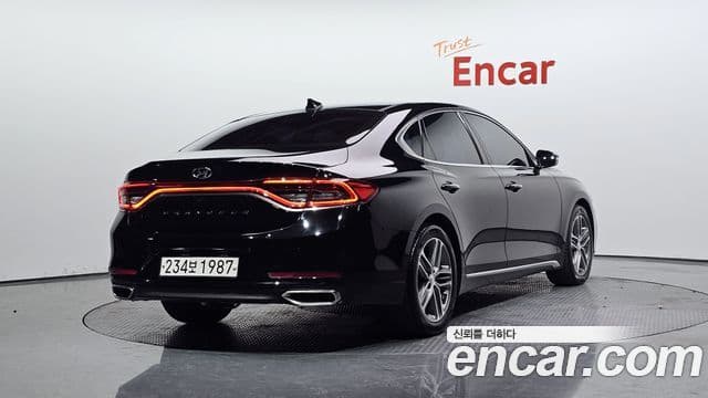 Hyundai Grandeur IG 2