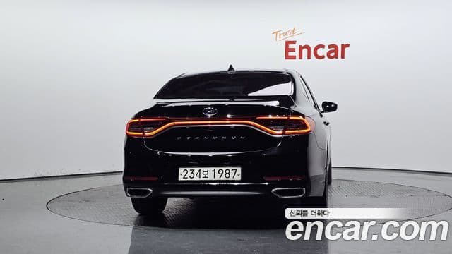 Hyundai Grandeur IG 4