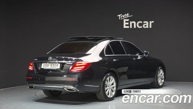 Mercedes-Benz E-Class W213 2