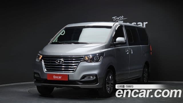 Hyundai The New Grand Starex