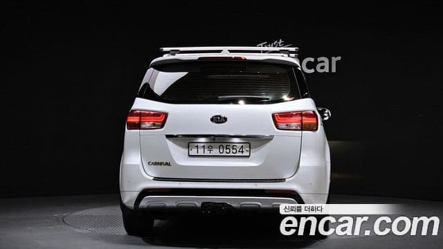 Kia All New Carnival 4