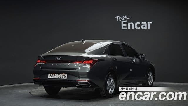 Hyundai Avante (CN7) 2