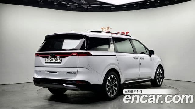 Kia Carnival 4th Gen 2