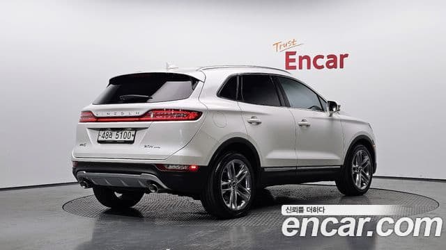 Lincoln MKC 2