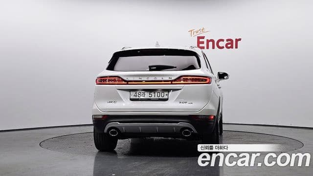 Lincoln MKC 4