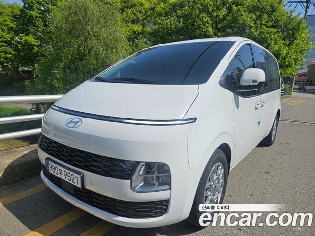 Hyundai The New Staria