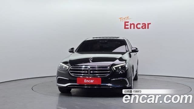 Mercedes-Benz E-Class W213 3